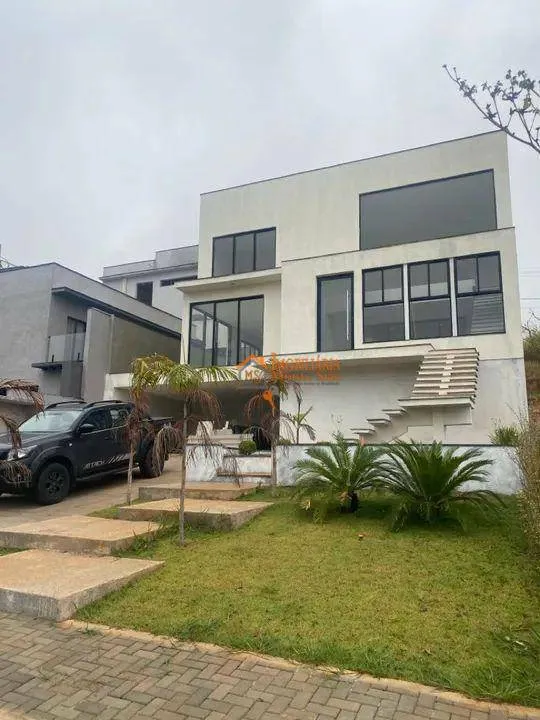 Foto do imóvel Casa com 3 dormitórios à venda, 242 m² por R$ 1.650.000,00 - Cézar de Souza - Mogi das Cruzes/SP