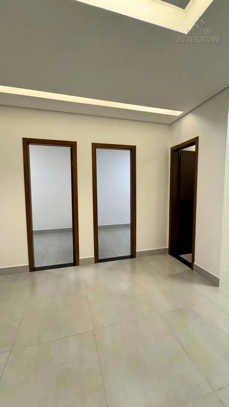 Imagem Casa Térrea 2 Dormitórios com Quintal - 57m²
