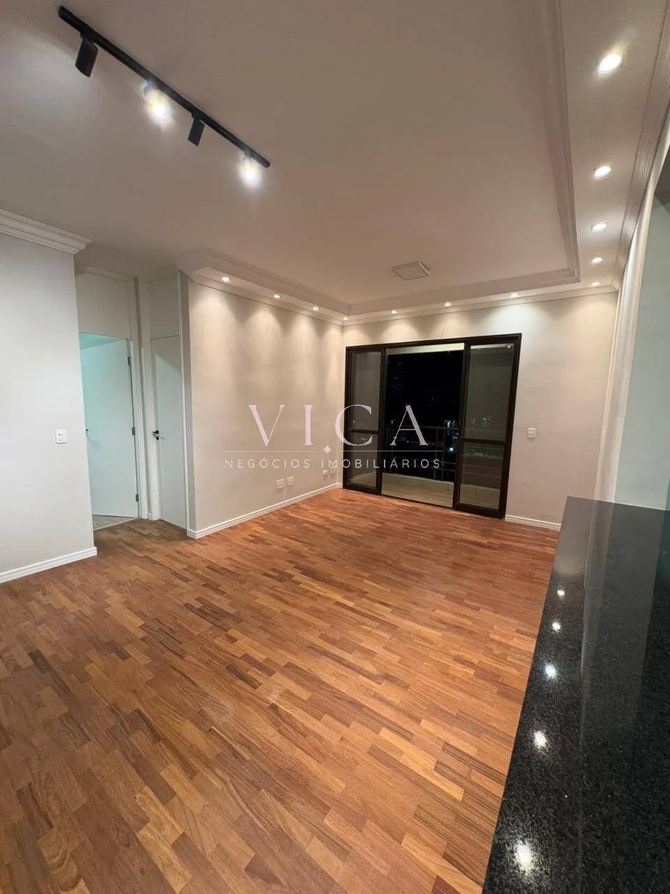 Foto do imóvel Alphaville|Pacific Towers 75m², 3 dormitórios reformado - R$ 860 mil