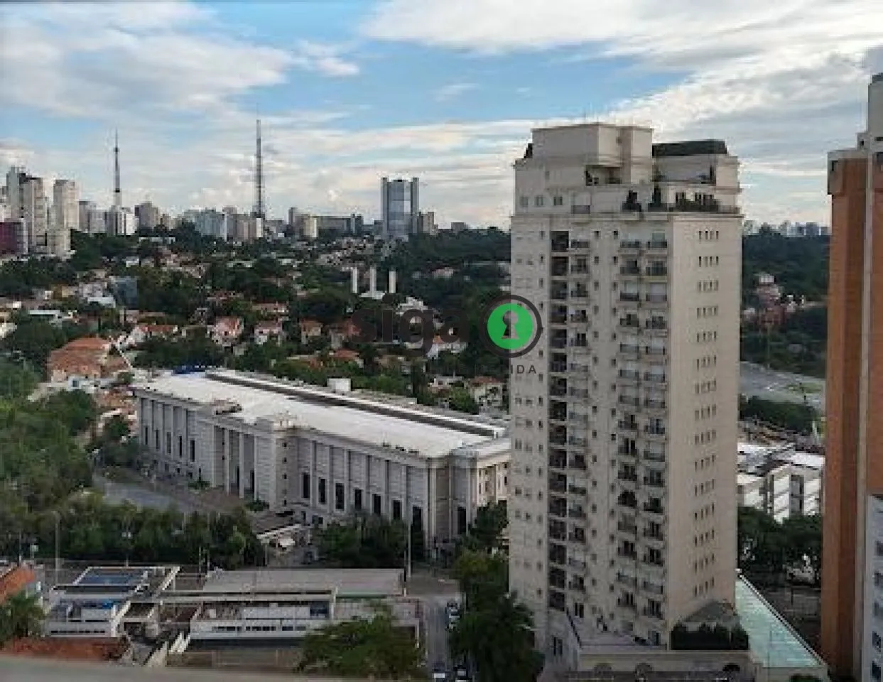 Foto do imóvel Rua Piaui 320m de conforto.
