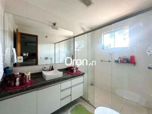 Imagem Sobrado à venda, 156 m² por R$ 660.000,00 - Jardim Novo Mundo - Goiânia/GO