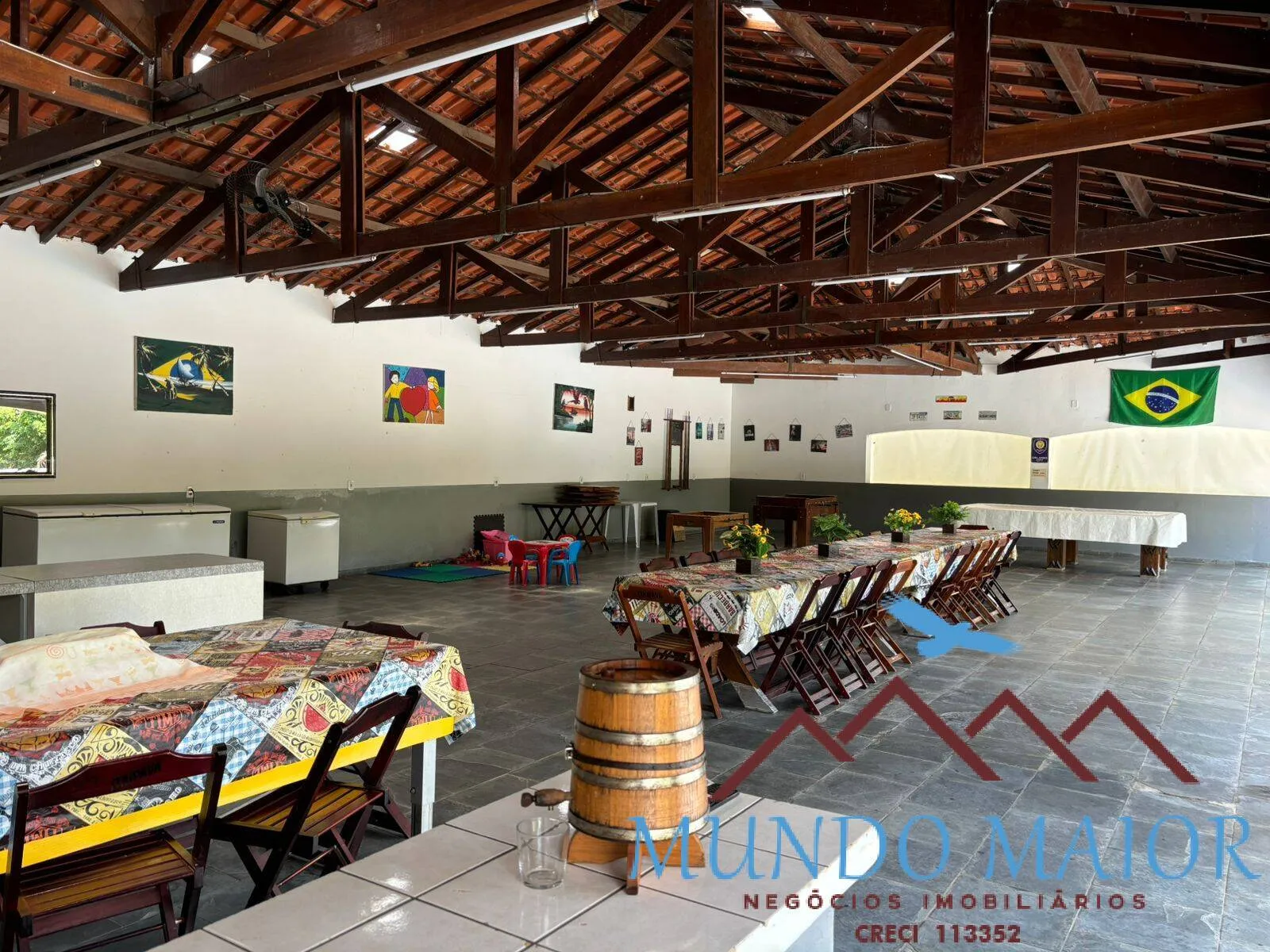 Imagem Chácara Completa: 5.000 m², Trifásico 3 Suítes, Salão, Piscinas e Vestiário