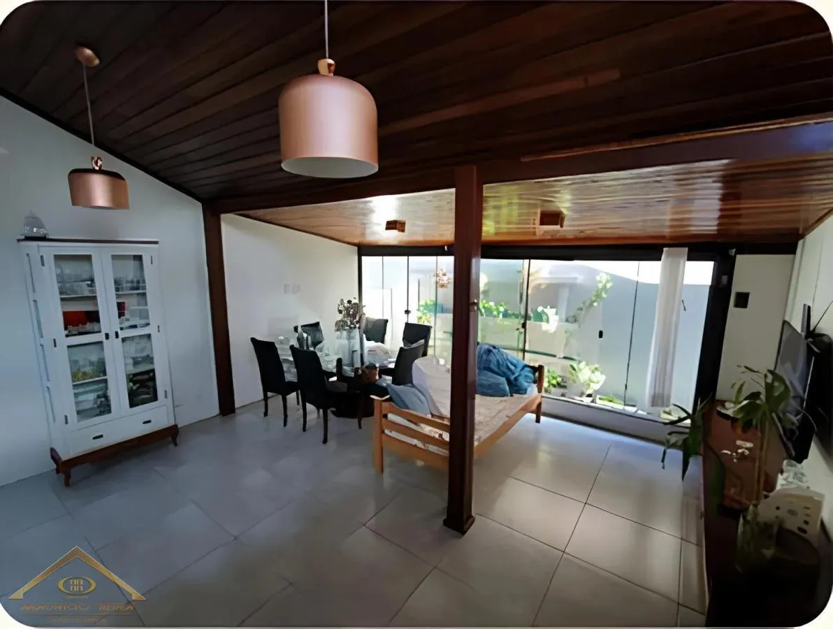 Imagem Casa em Condomínio para Venda em São Pedro da Aldeia / RJ no bairro Balneário São Pedro