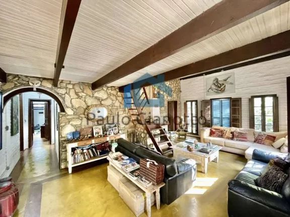 Imagem Casa em Condomínio na Região da Granja Viana