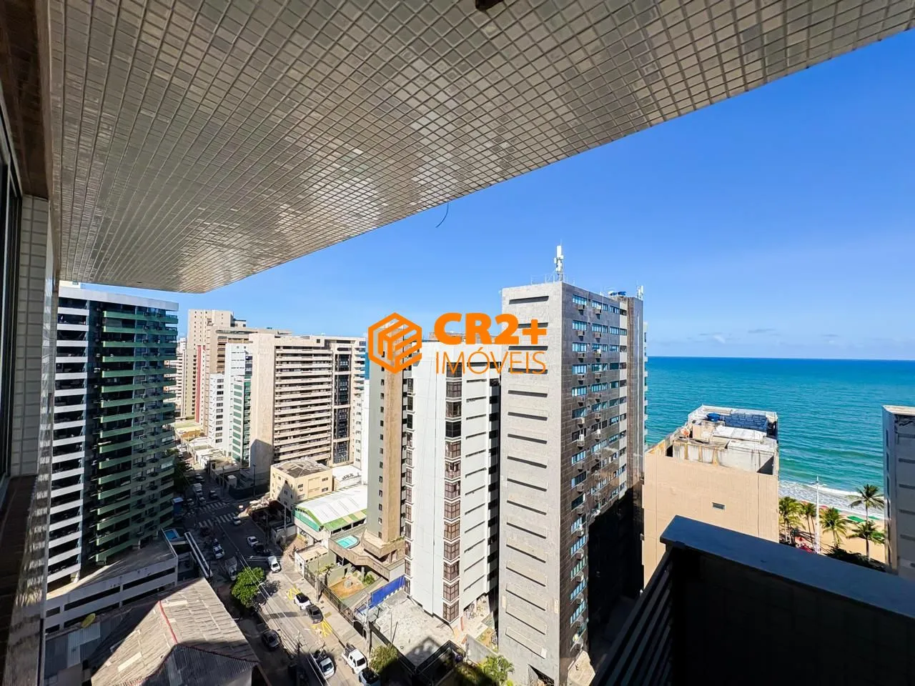 Imagem Vendo cobertura duplex exclusiva á uma quadra da Avenida Boa Viagem-460 metros