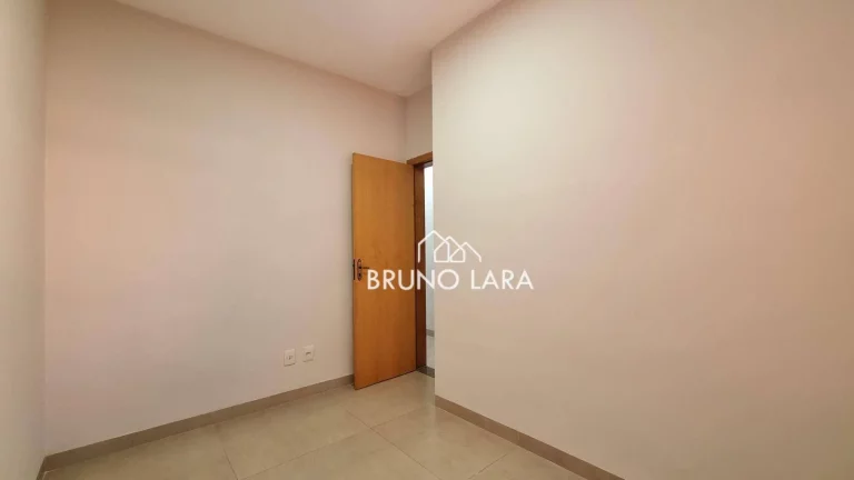 Imagem Casa comercial disponível para locação no bairro Resplendor - Igarapé/MG.