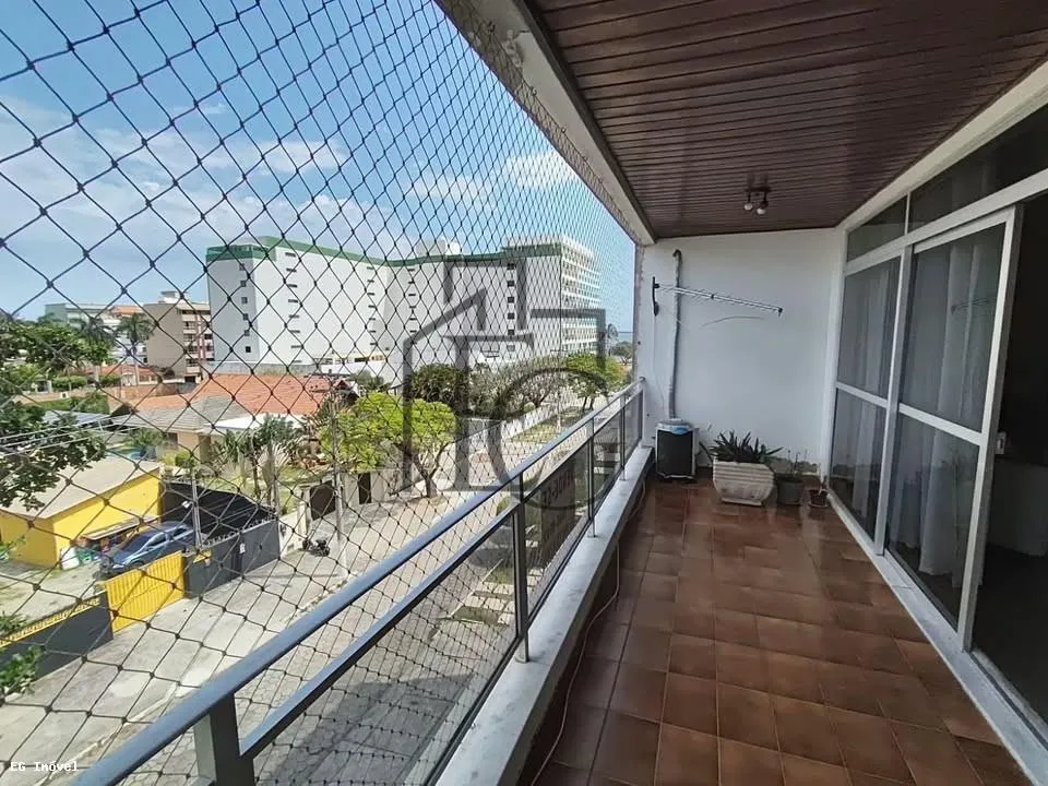 Apartamento para Venda em Araruama, Parque Hotel, 4 dormitórios, 2 suítes, 1 banheiro, 1 vaga