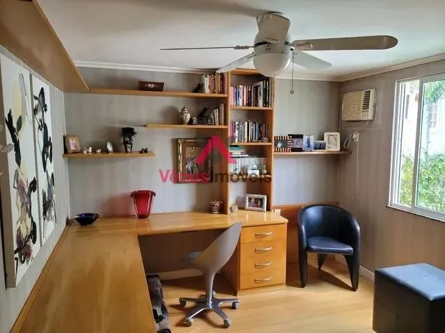Imagem Casa em Condomínio para Venda em Rio de Janeiro, Barra da Tijuca, 5 dormitórios, 2 suítes, 3 banheiros, 4 vagas