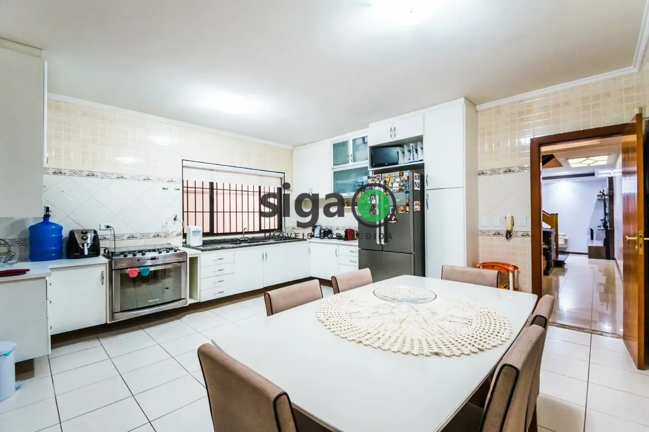 Foto do imóvel CASA DE ALTO PADRÃO COM 4 SUÍTES PARA VENDA PRÓXIMA AO METRÔ