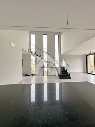 Imagem Casa de Condomínio em Alphaville - Santana de Parnaíba