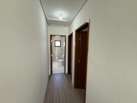 Imagem Casa à Venda com 3 Dorm e 4 Vagas - Condomínio Nova Jaguari
