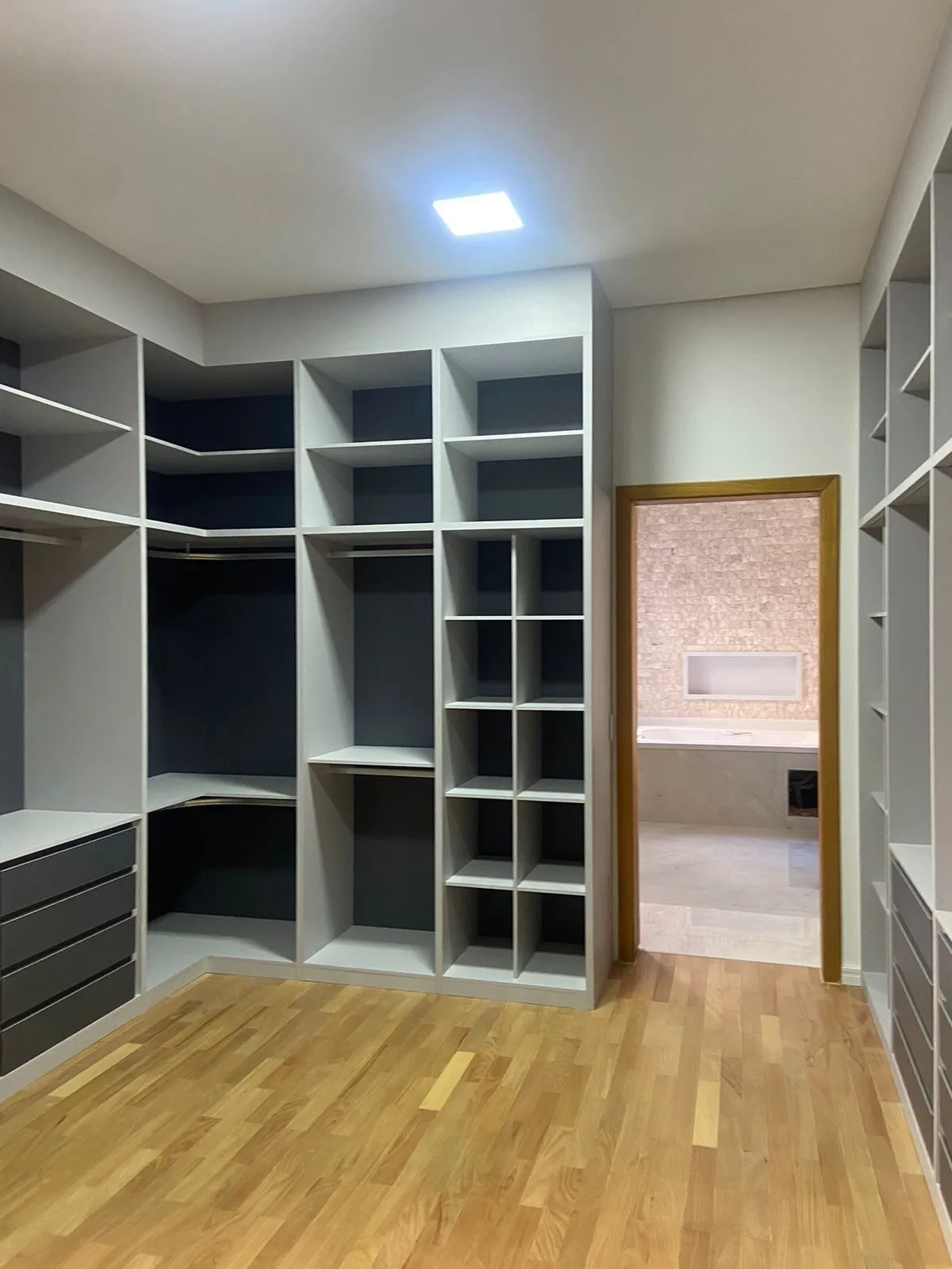 Imagem EXECELENTE CASA DE 630M² NO RESIDENCIAL GENESIS 2!!