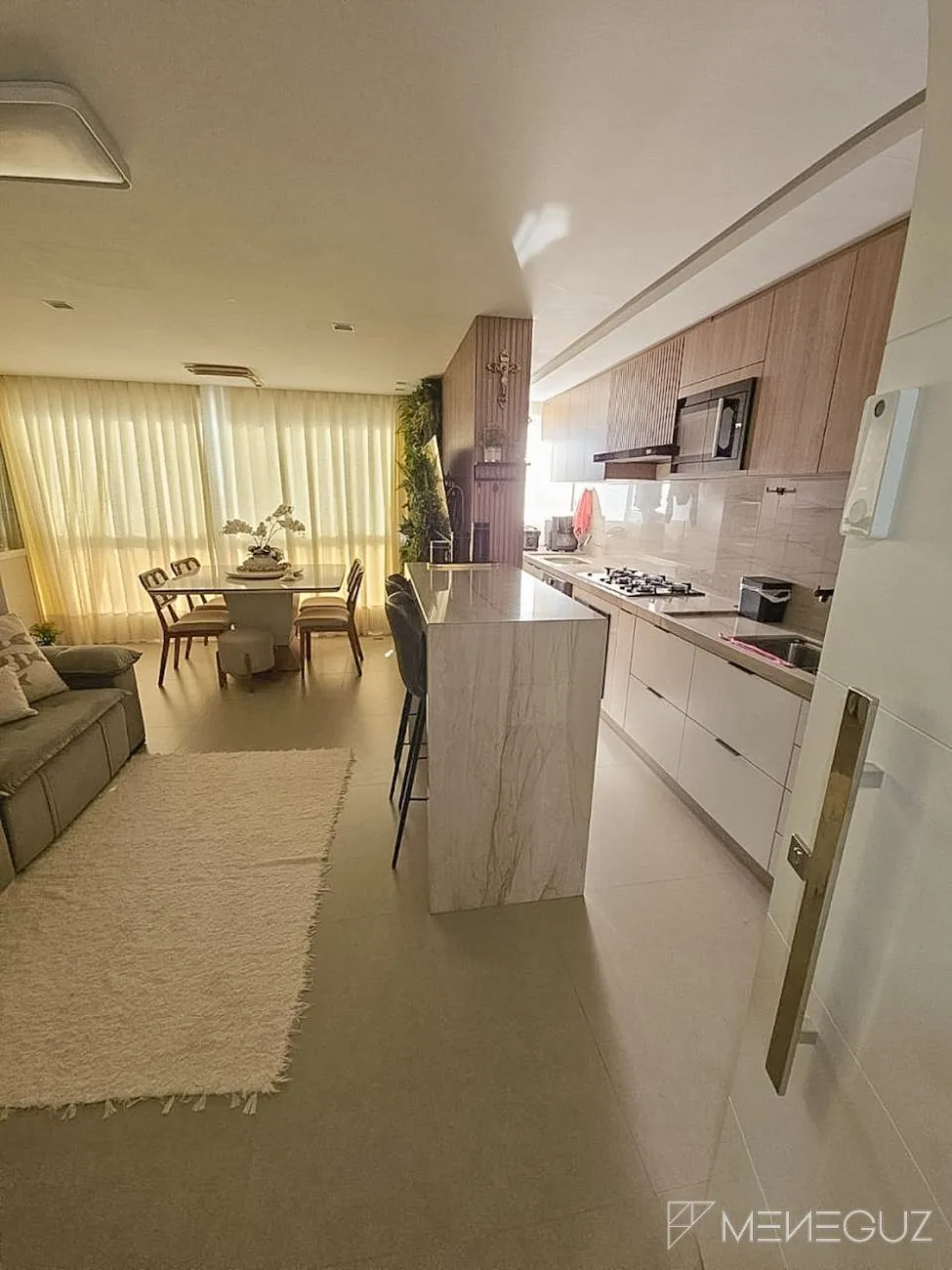 Imagem Apto 2 quartos na orla da Praia do Morro, prédio novo, lazer completo na cobertura
