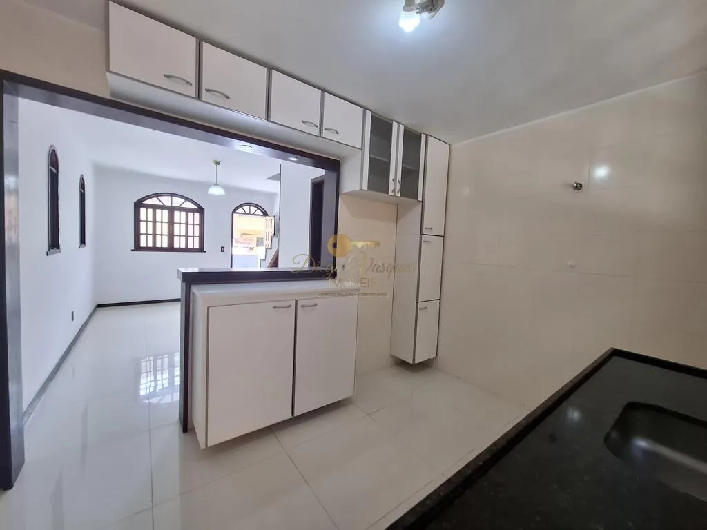 Imagem Casa em Condomínio para Venda em Teresópolis / RJ no bairro Artistas