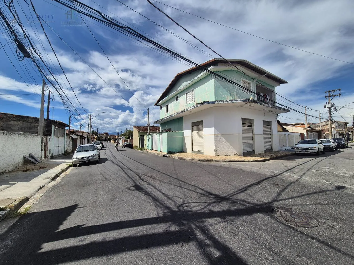 Foto do imóvel Ponto Comercial com Salão Amplo e 3 Portas de Esquina com 96,59 m²