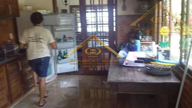 Imagem Casa em Condomínio para Venda em São Pedro da Aldeia / RJ no bairro Paia Linda