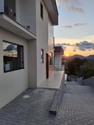 Imagem Excelente casa a venda em Nova Friburgo.
