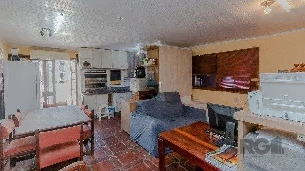 Imagem Vende-se excelente cobertura 2 quartos com suíte, 3 vagas de garagem com 156m² no Petrópolis