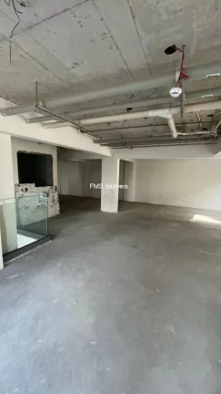 Imagem Loja Comercial com 2 salas e 1 banheiro na Cerqueira César, São Paulo-SP: 210m² de Área!