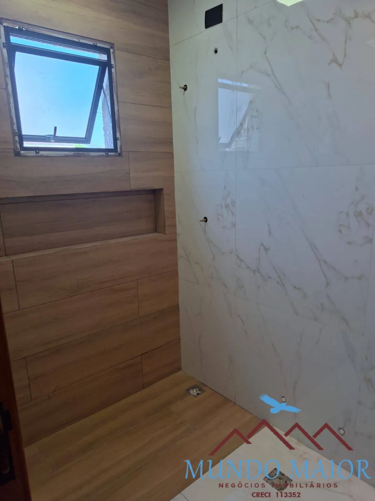 Imagem Sobrado Novo de Esquina no Jardim Alvorada - 3 Quartos, Suíte, 4 Vagas !!!!