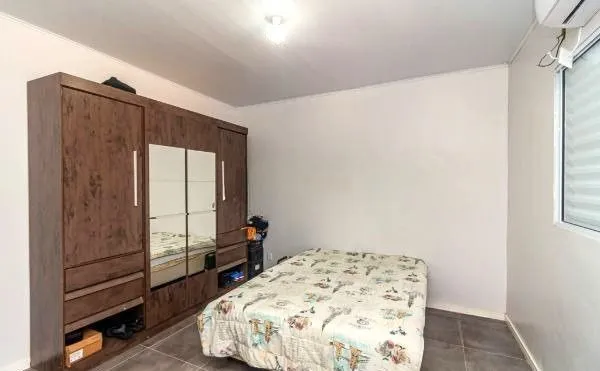 Imagem Casa no bairro Jardim Carvalho de 2 dormitórios e amplo pátio
