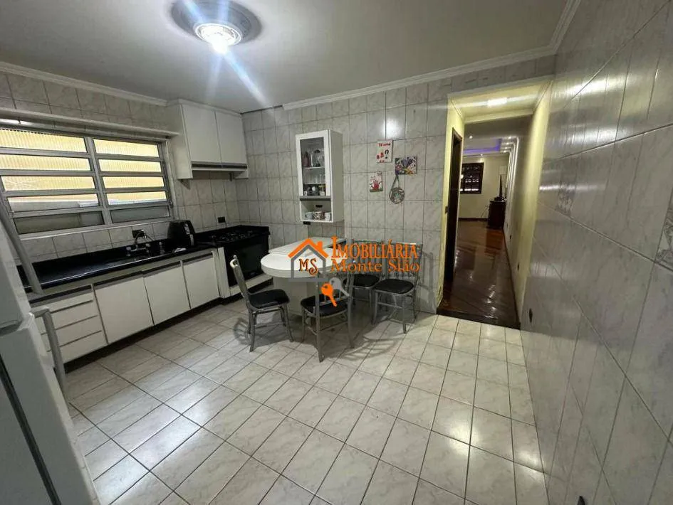 Imagem Sobrado com 3 dormitórios à venda por R$ 960.000 - Jardim Rossi - Guarulhos/SP