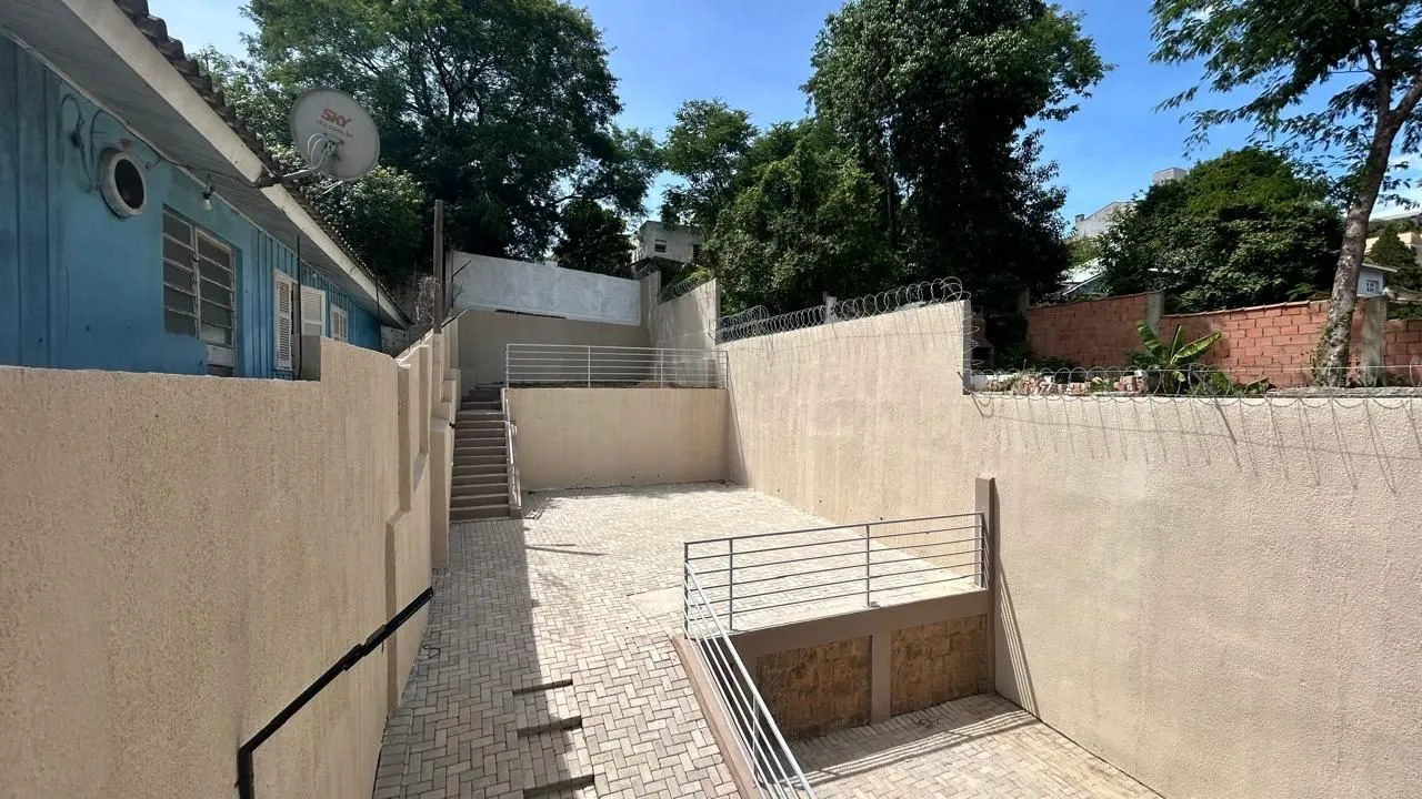 Imagem Apartamento 1 dormitórios no bairro Medianeira em Porto Alegre para Alugar