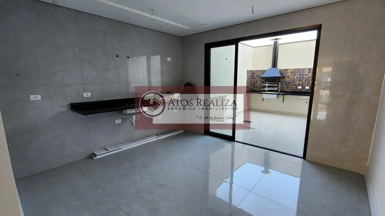 Imagem EXCLUSIVO: Lindo novo Sobrado a venda na vila Gea, Região de Marajoara. Sobrado Novo com com 149m², São 3 Suítes, 2 Vagas de garagem, Sacada, 4 banheiros, Ar Condicionado. Valor de oportunidades imperdível.