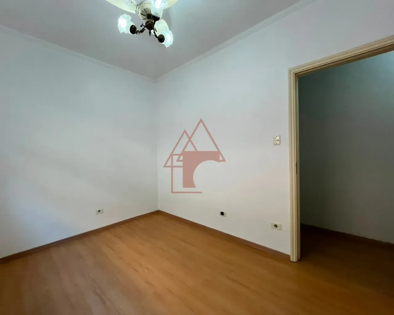 Imagem Casa com 3 Quartos à Venda, 127 metros em Encruzilhada - Santos