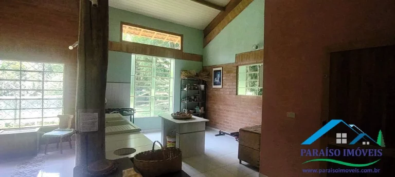Imagem Descubra o Seu Novo Lar: Uma Chácara dos Sonhos!