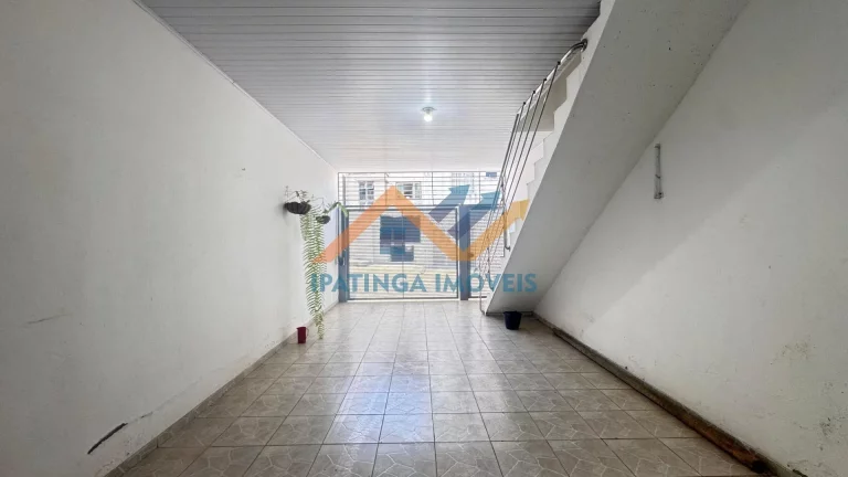 Imagem Casa Triplex à Venda no Bairro Cidade Nova – Santana do Paraíso