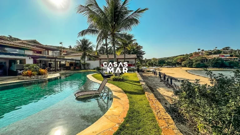 Imagem Casa Frente Mar para Temporada em Armação dos Búzios / RJ no bairro Ferradura