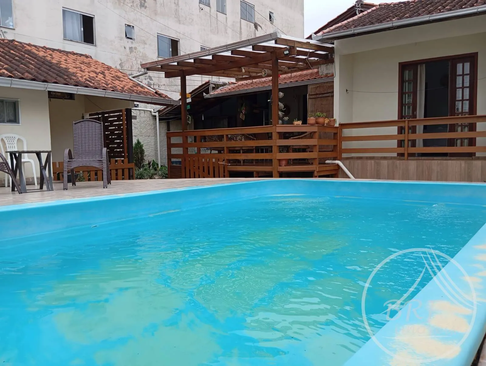 Imagem Excelente Casa 3 Dormitórios/Suíte c/ Piscina + Loft nos Ingleses
