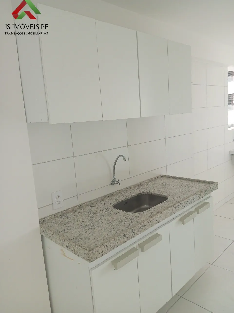 Imagem Excelente Apartamento para Locação em Piedade, Jaboatão dos Guararapes-PE: 3 Quartos, 1 Suíte, 2 Banheiros, 2 Vagas, 70m²!