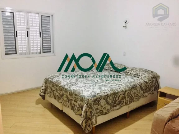 Imagem Casa com Piscina e Localização Privilegiada no Centro de Itapoá, Perto da Prefeitura