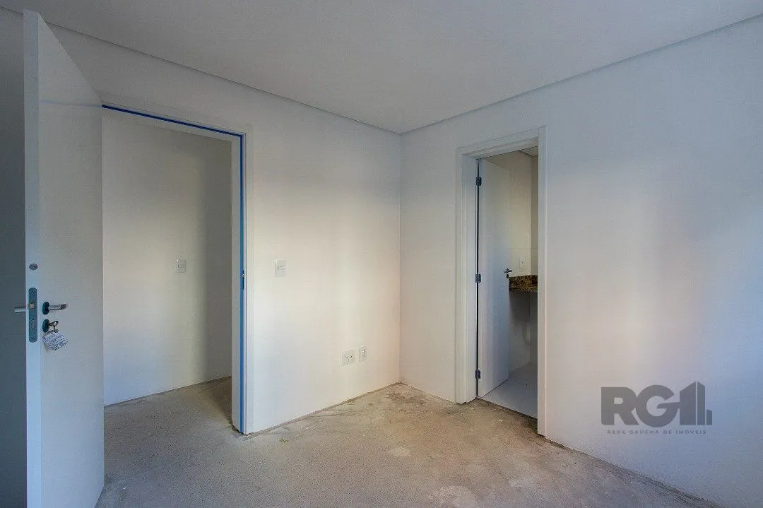 Imagem Cobertura para Venda - 214.34m², 3 dormitórios, sendo 3 suites, 2 vagas - Tristeza