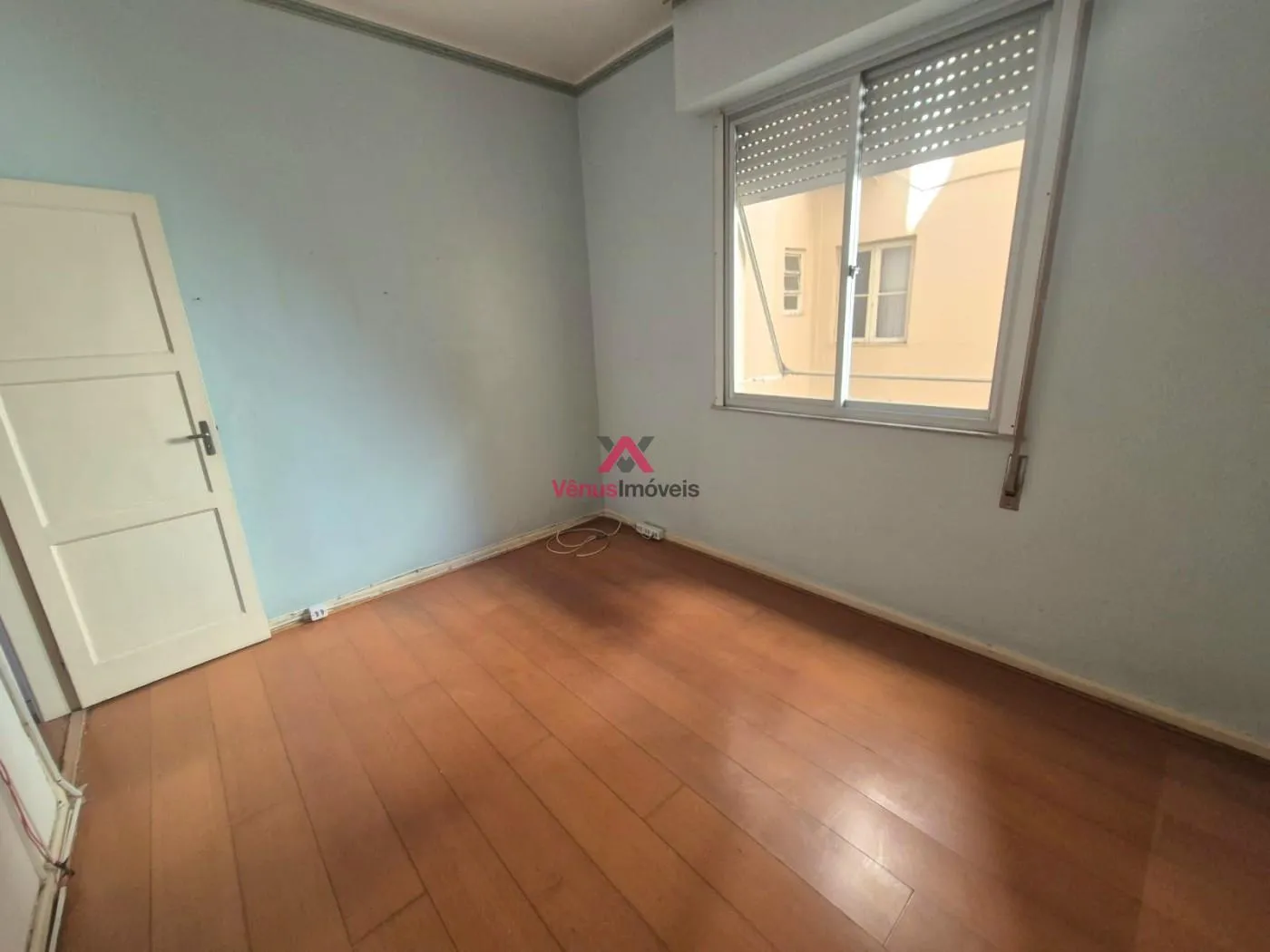 Imagem Apartamento 2 Quartos para Venda em Rio de Janeiro, Copacabana, 2 dormitórios, 1 banheiro, 1 vaga