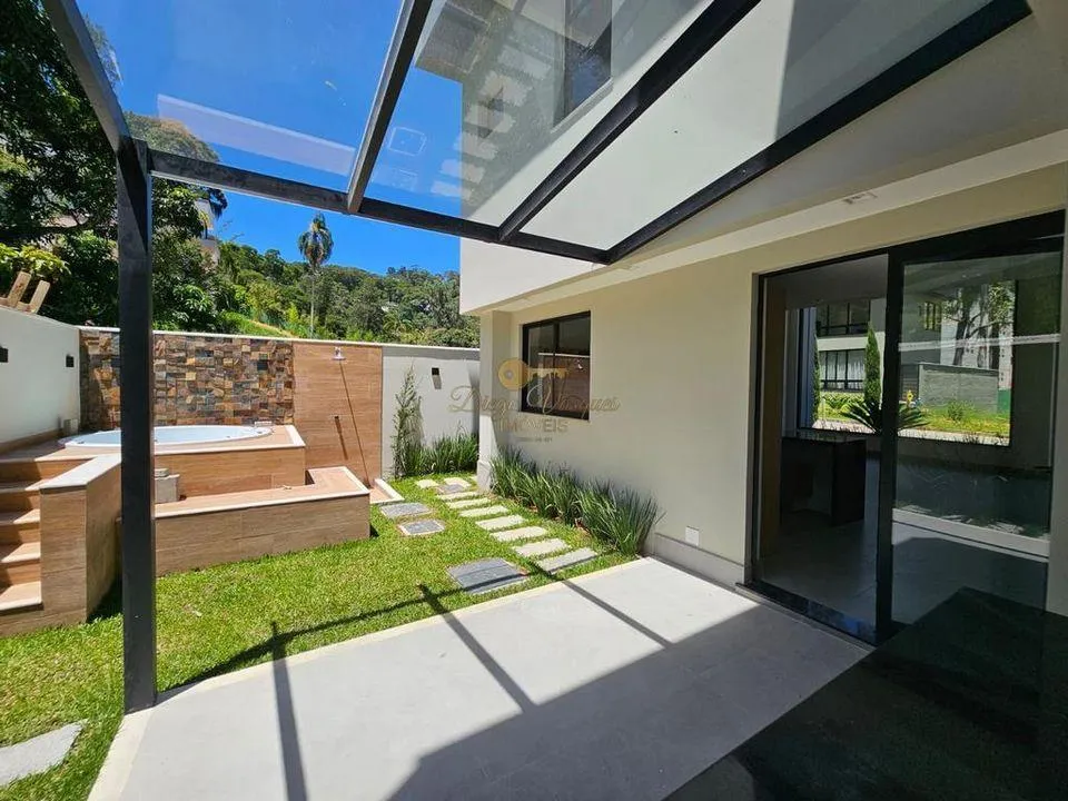 Imagem Casa em Condomínio para Venda em Teresópolis / RJ no bairro Posse