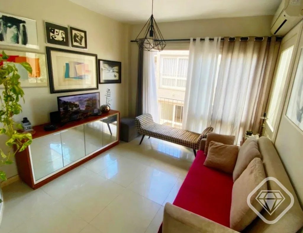 Imagem Cobertura Triplex mobiliada, única e cheia de personalidade na Pedra Redonda

Uma cobertura para qu...