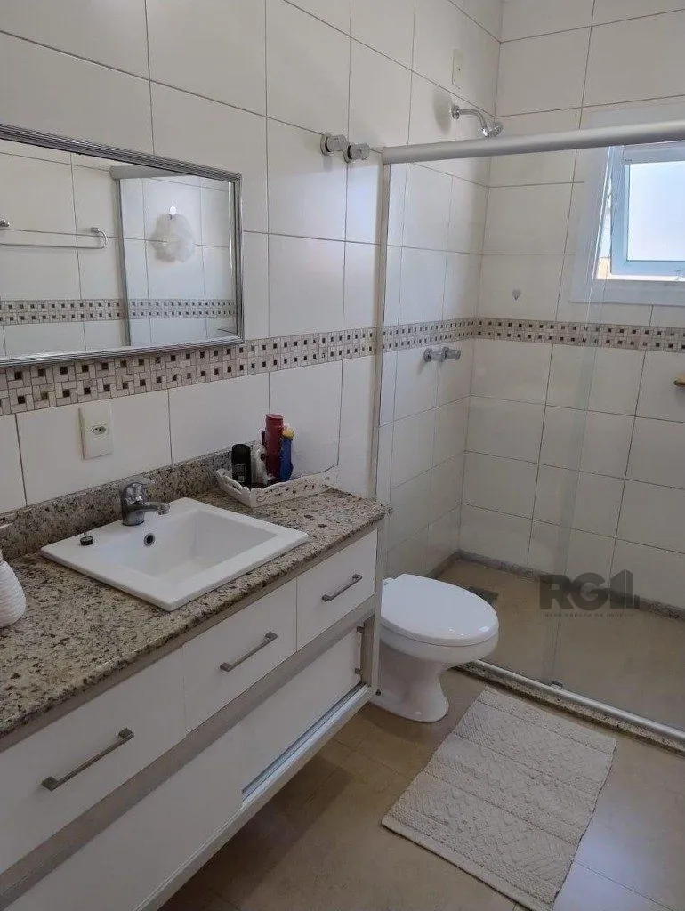 Imagem Casa de 3 dormitórios no bairro Mário Quintana