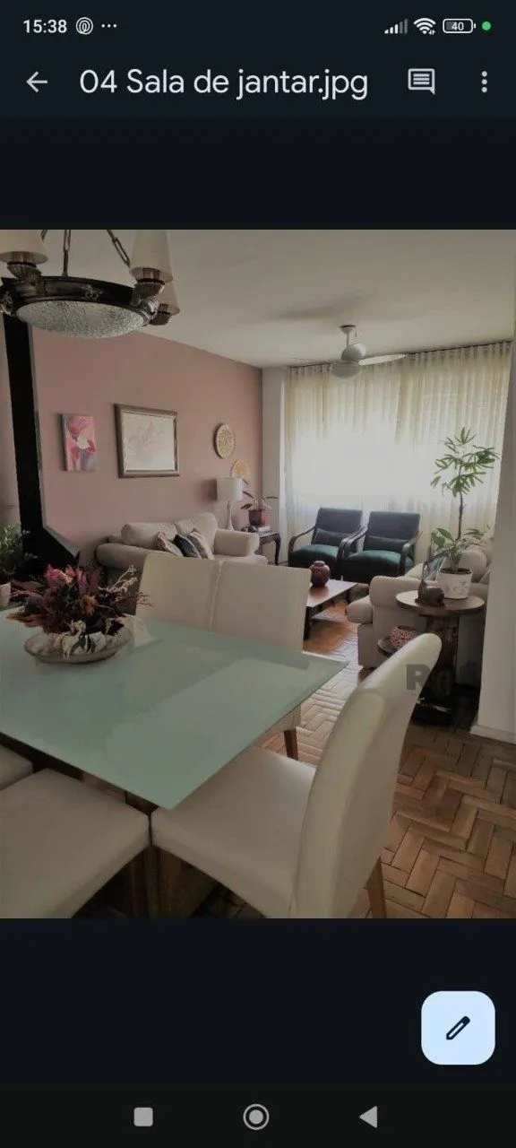 Imagem Apartamento de 130 m2,com 3 dormitórios e suíte, no bairro Jardim Botânico.
