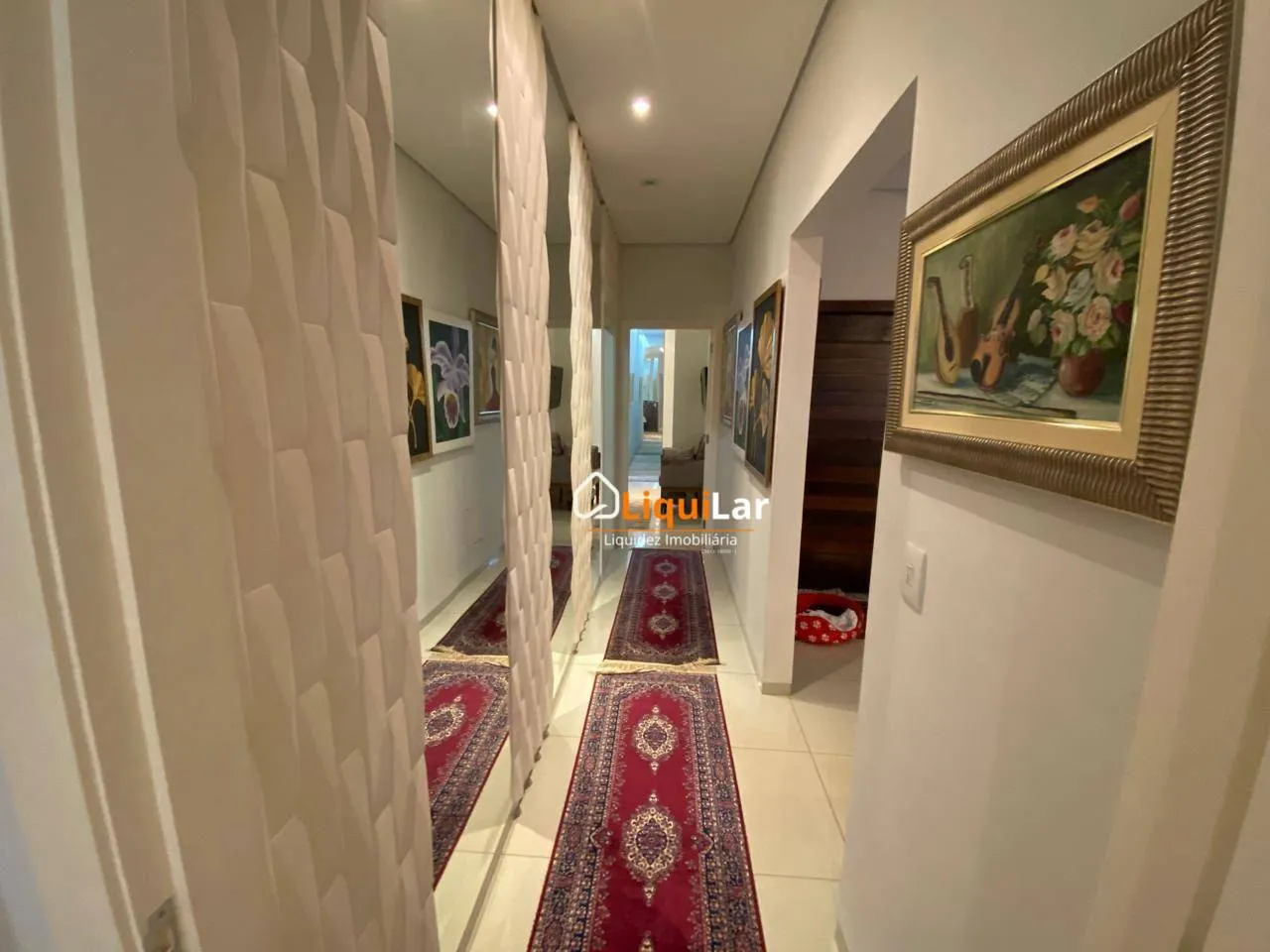 Imagem Lindíssima Casa com 3 suítes completa com armários