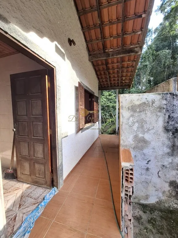 Imagem Casa para Venda em Teresópolis / RJ no bairro Cascata do Imbuí