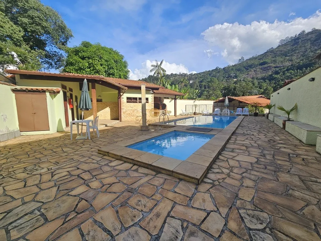 Imagem Casa em Condomínio para Venda em Teresópolis / RJ no bairro Parque do Imbui