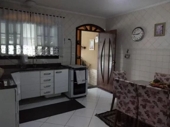 Imagem Casa Sobrado, 3 dormitórios ( 2 suítes), 3 vagas, Vista Verde - Sjc.