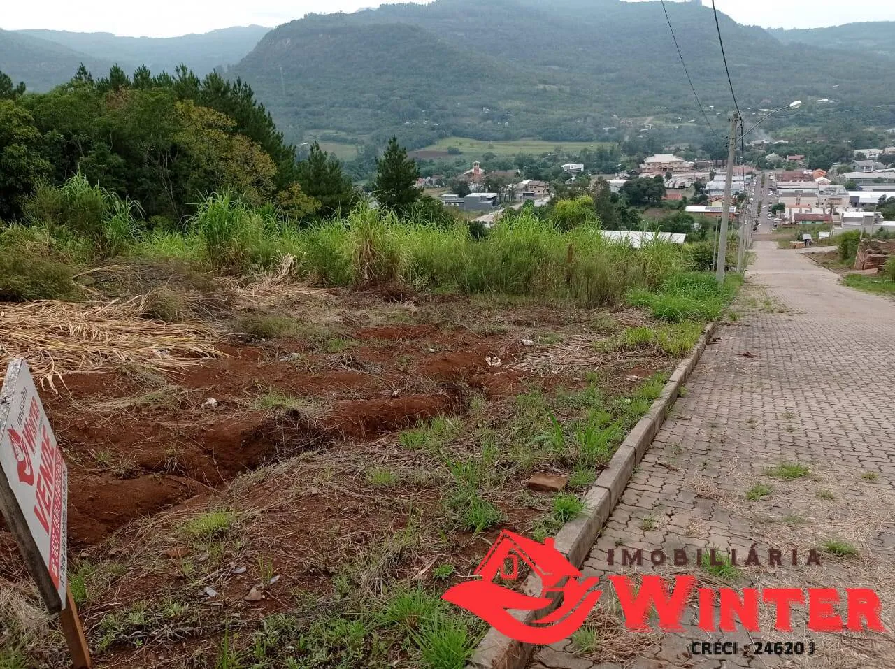 Imagem Terreno de 417,94m² com linda Vista no Centro de Vale Real.