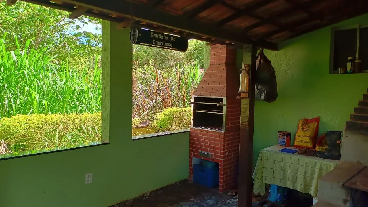 Imagem Vendo ótima chácara em Crucilândia com 7.000 m² de area