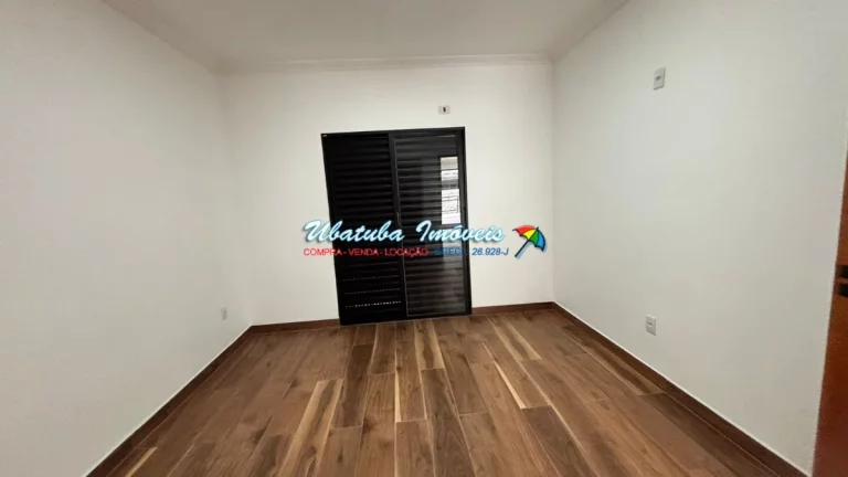 Imagem Excelente Casa nova em condomínio fechado