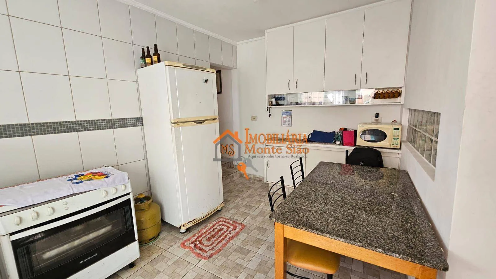 Imagem Sobrado com 5 dormitórios à venda, 250 m² por R$ 800.000,00 - Vila Nossa Senhora de Fátima - Guarulhos/SP