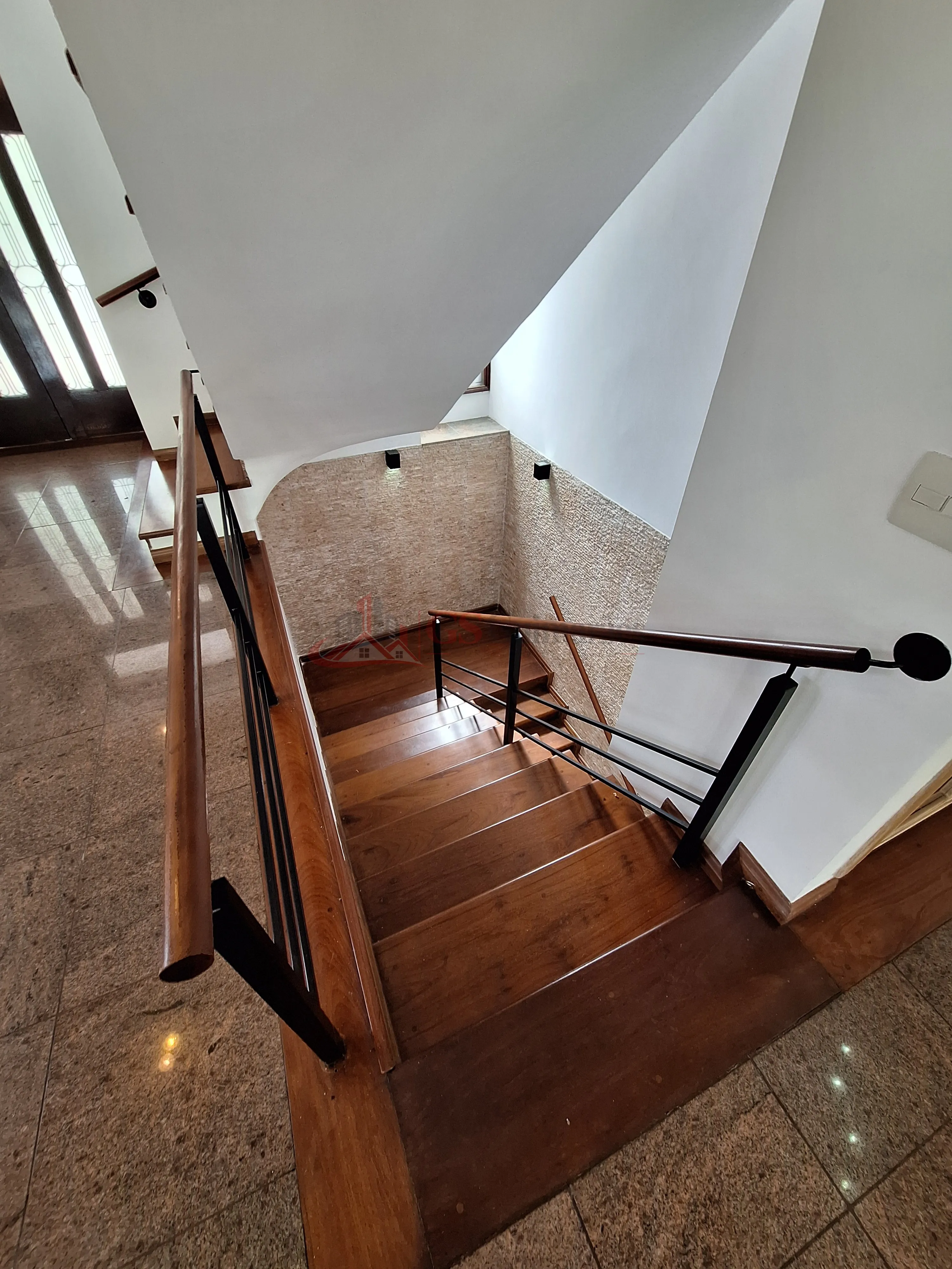 Imagem Casa no Residencial 10 - 421,06 m², 1 dormitório | Alphaville